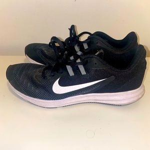 Nike Black And White Running Sneakers